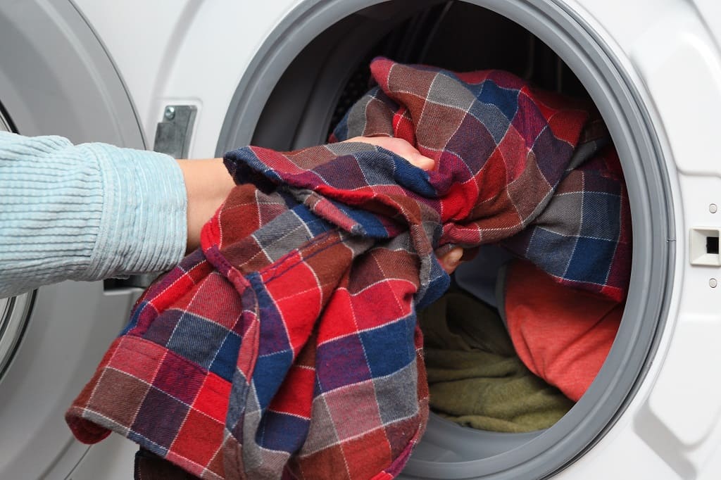 Aecetia - Cómo desinfectar la ropa de lavado en frío
